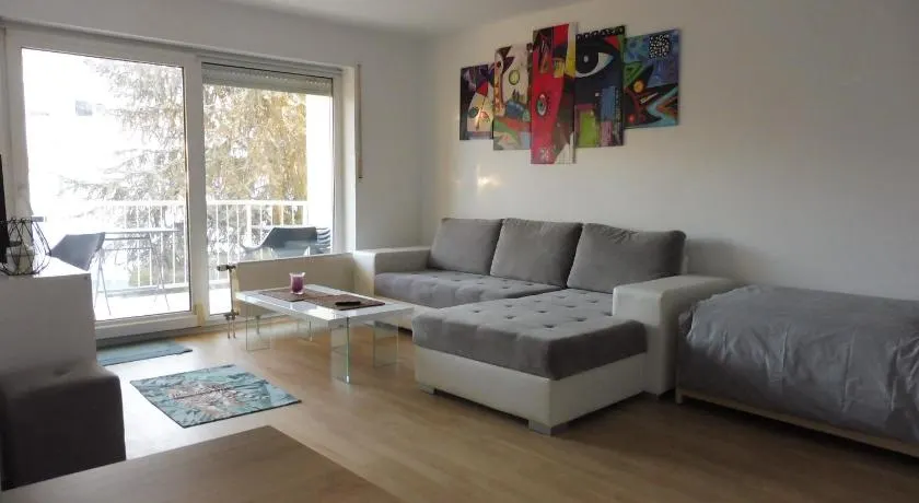 KEHL Center Schöne 2 Zimmer Wohnung mit Terrasse 60M2 - Image 1
