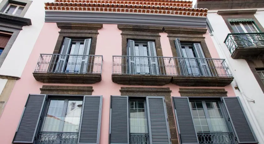 Apartamentos Funchal by Petit Hotels - Image 1