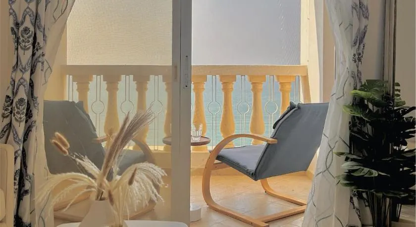 Bel Air -- Sea View Studio - Image 1