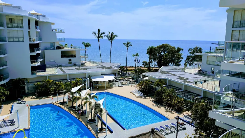Pier Resort Apartments - Image 1
