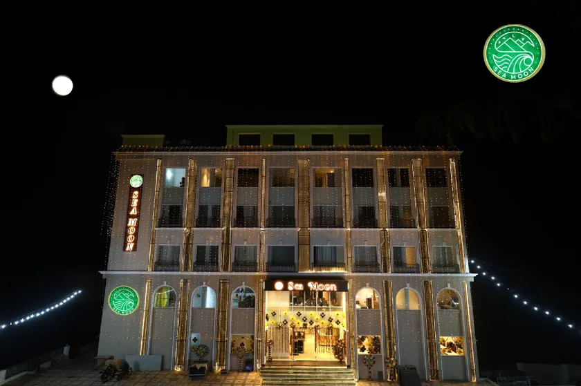 HOTEL SEA MOON - Image 1