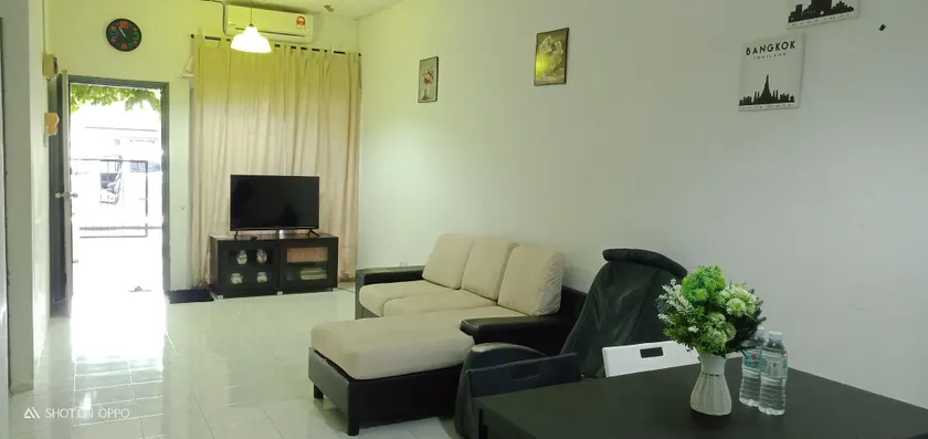 Bagan Lalang Homestay Sepang - Image 1