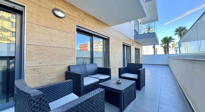 Faro Prestige by Homing - Image 1