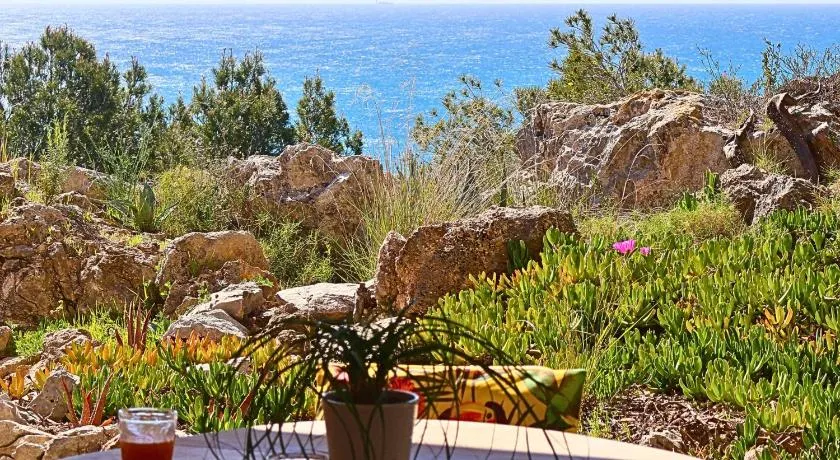 Le Balcon du Rouet-Un refuge perché face à la mer - Image 1