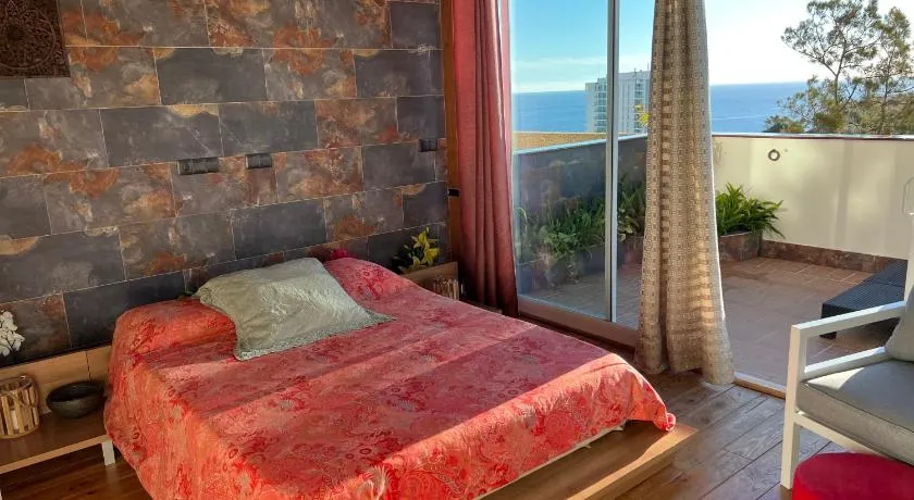 Duplex de lujo en la playa , jacuzzy, piscina, chimenea y padel - Image 1