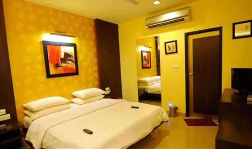Naveen Regency - Image 1