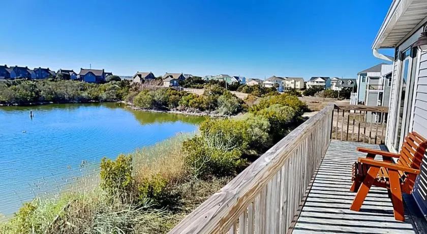 Blue Lagoon - Image 1
