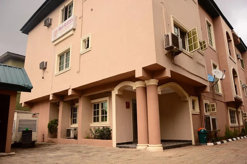 B & S Hotel - Image 1