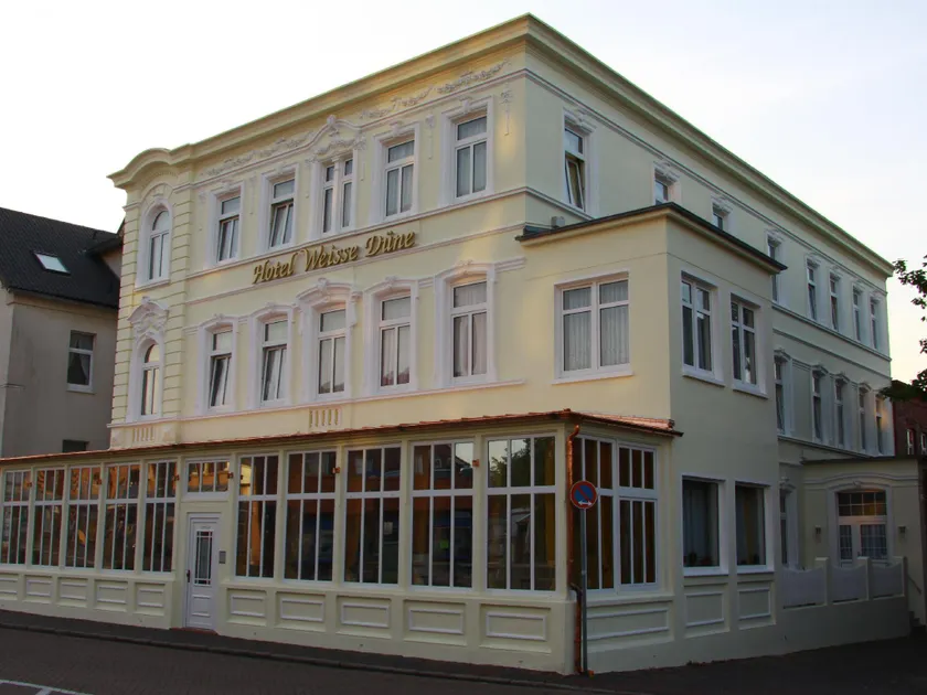 Hotel Weisse Düne - Image 1