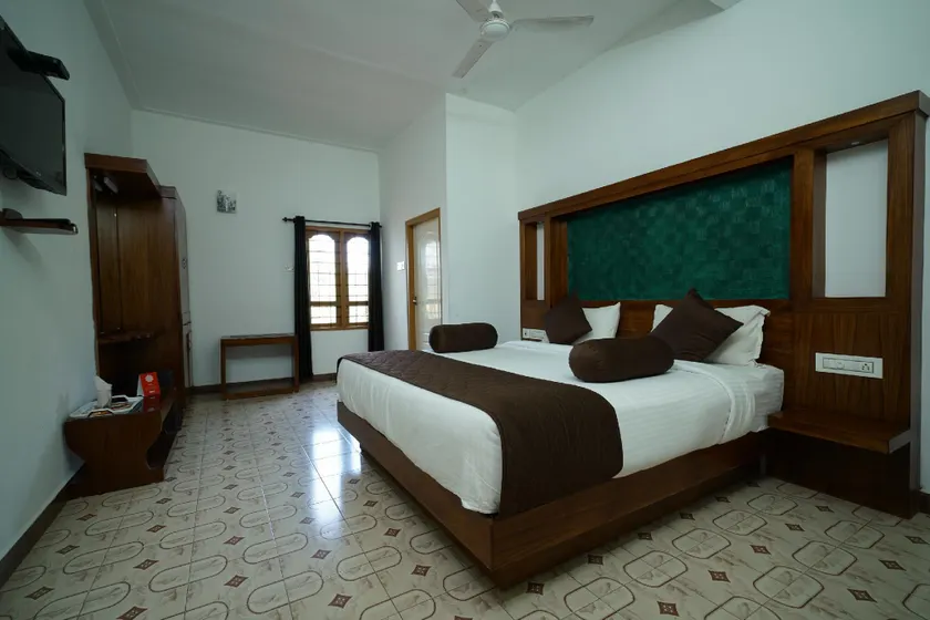 OYO 7966 Laacienekkas Valley Resort - Image 1