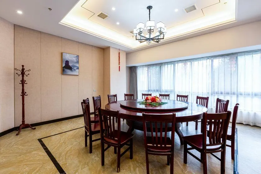 Tongren Fanjingshan Shuxiang Mendi Hotel (Jiangkou County) - Image 1
