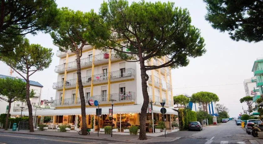 Hotel Roma - Image 1