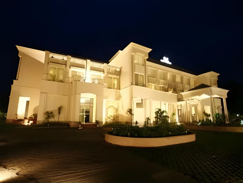 Ambrosia Sarovar Portico - Image 1