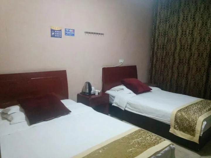 Jinshanghua Business Hotel - Image 1