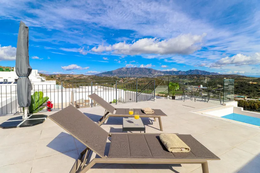 Luxurious penthouse in La Cala Casa Banderas - 3 Golf Facilites close by! - Image 1