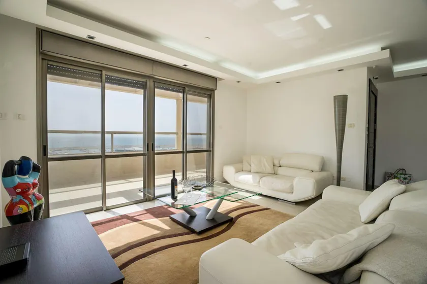 Marina penthouse - Image 1