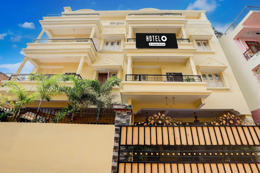 Super Hotel O A.N College Patna Formerly Hudco Grand - Image 1