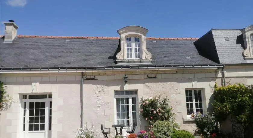 Le clos des augers, chambres d'hôtes et roulotte - Image 1