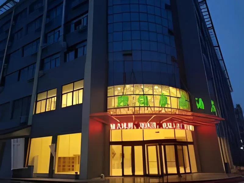 GreenTree Inn Zaozhuang Taierzhuang Ancient City Tourist Service Center Business Hotel - Image 1