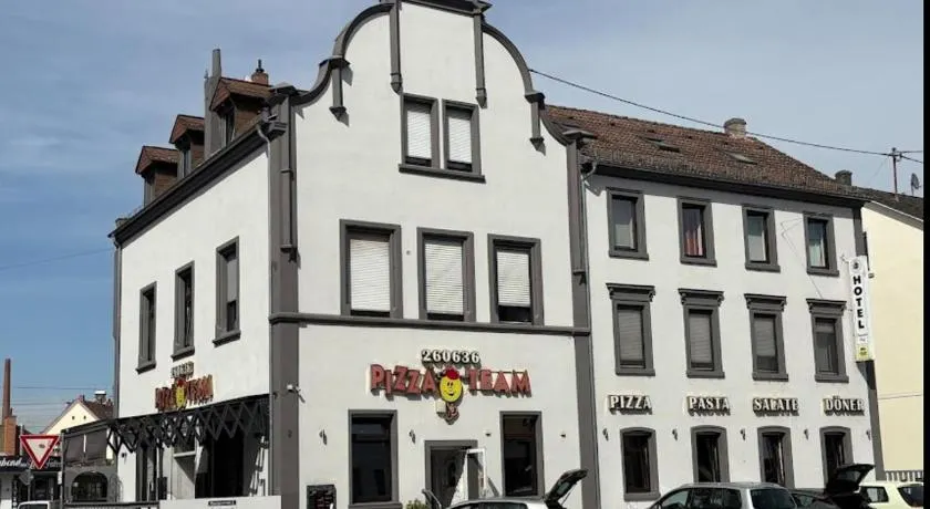 Nassauer Hof Wiesbaden-Schierstein - Image 1