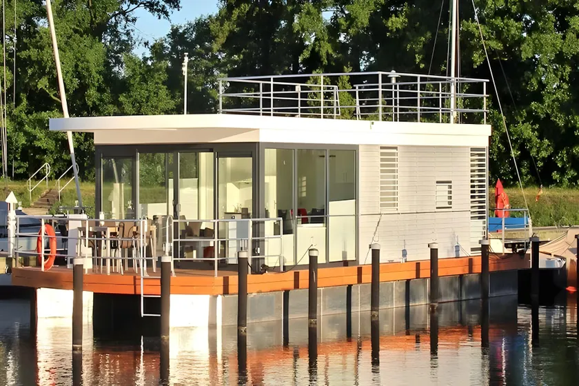 Hausboot - FLOATING 44 - "Undine" in Ueckermünde - Image 1