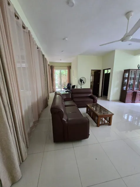 Small Dbl Room @ Lakeside Lush Nature's Nook - Image 1