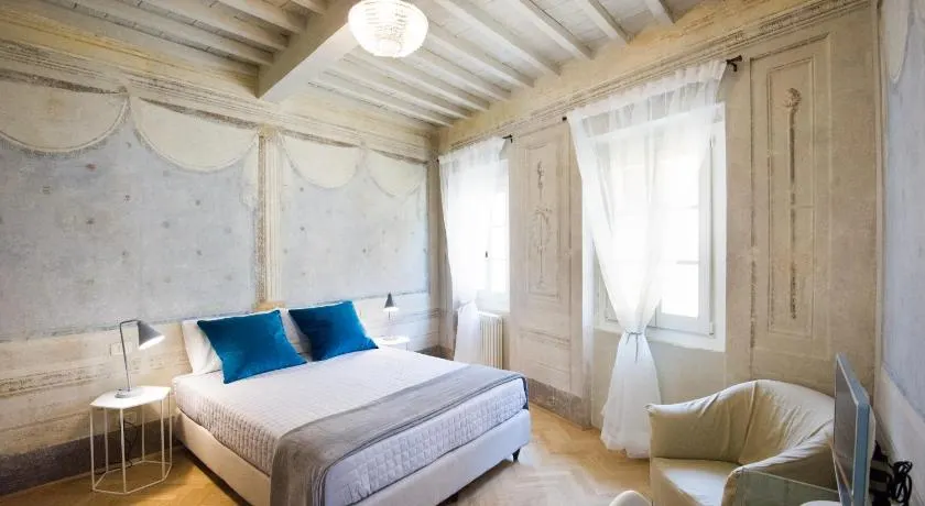 Il Piccolo Cavour Charming House B&B - Image 1