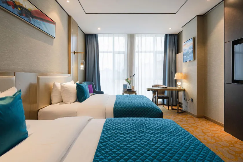 Kaibin International Hotel - Image 1