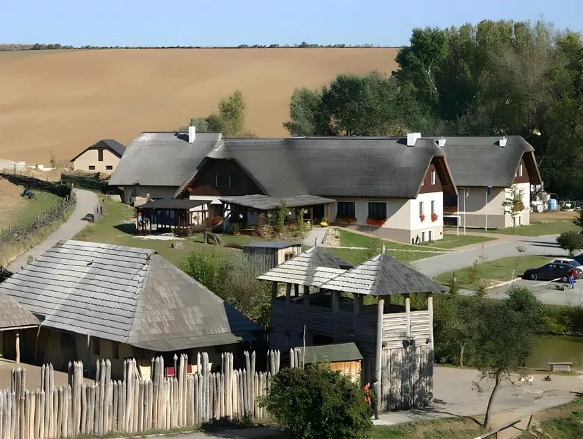 Hotel SKANZEN - Image 1