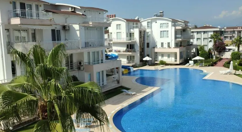 Appartement confortable avec piscine et wifi - Image 1