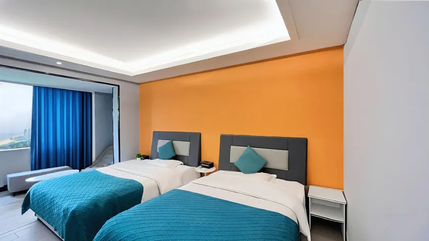 Bijie Zelun Hotel - Image 1