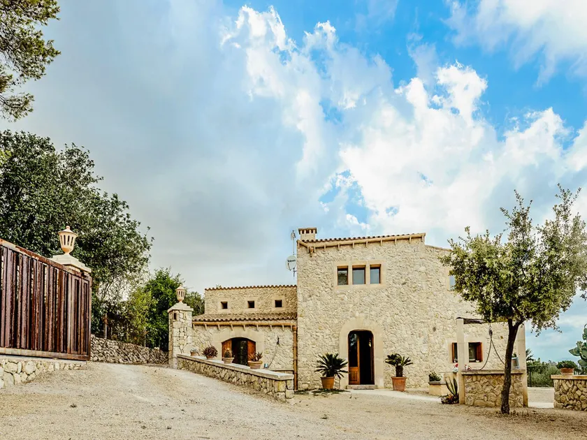 Cozy Mountain-View Sa Serra - Image 1