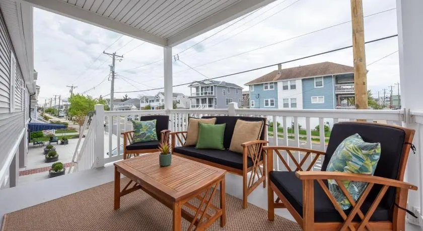 All-New 3 bedroom in Ocean City Sleeps 10 - Image 1