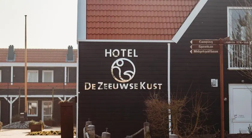 Hotel De Zeeuwse Kust (family only) - Image 1