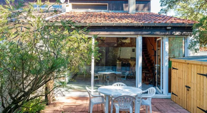 Villa Patio Proche Plage - Image 1