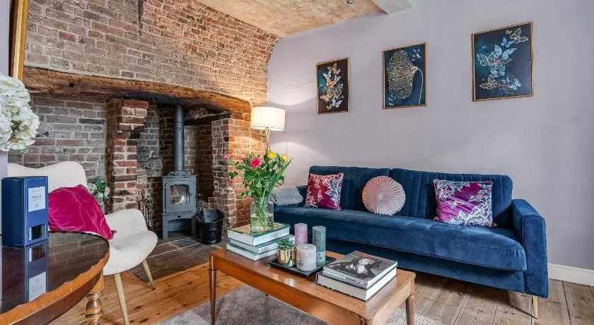 The Blue Anchor House - close to London - Image 1
