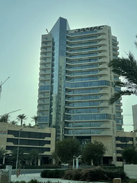 Apartment in DAMAC Marina - Image 1