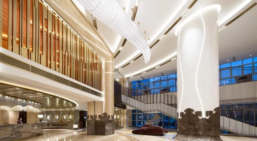 Luzhou Jianguo Hotel - Image 1