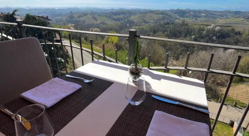 Belvedere Bike Hotel - Image 1