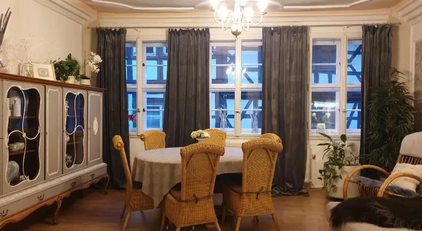 Stillvolle Designwohnung im historischen Zentrum - Image 1