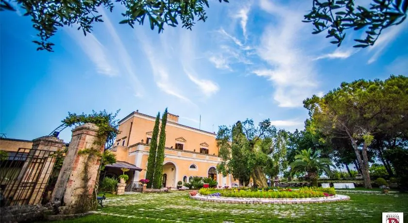 Relais Reggia Domizia - Image 1