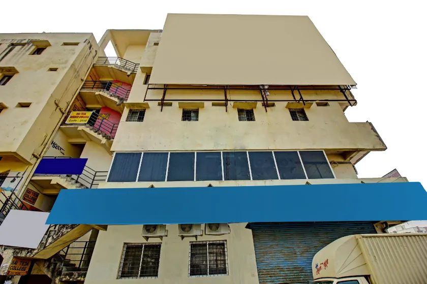 Hotel O Adhin Residency - Image 1