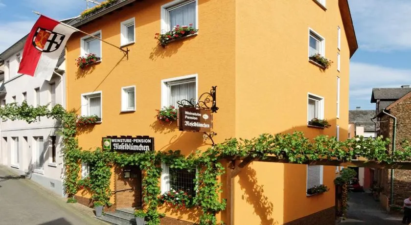 Weinstube Pension Moselblümchen - Image 1