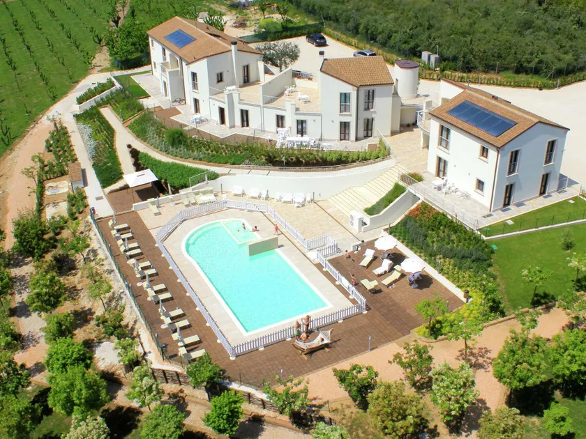 Modern Holiday Home in Pedaso with Pool - Image 1