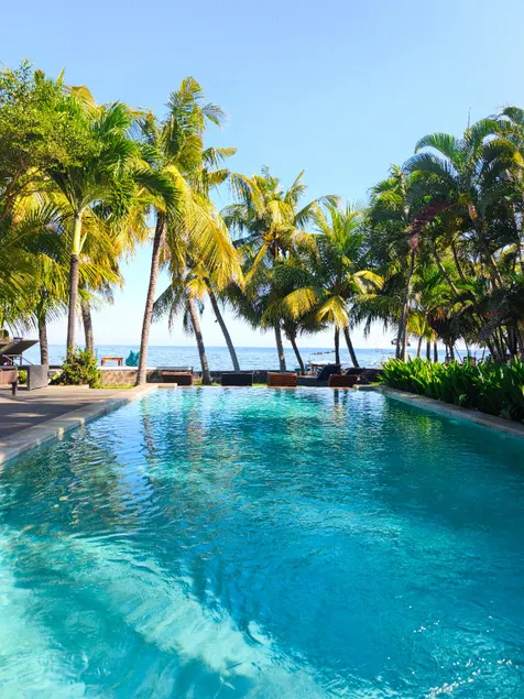1000 Dream Bungalow - Image 1