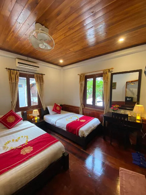 Golden Lotus Place - Image 1