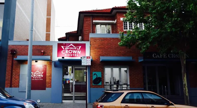 The Emperors Crown Hostel - Image 1