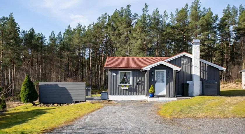 Iverhjelen Near Atlantic Road - Image 1