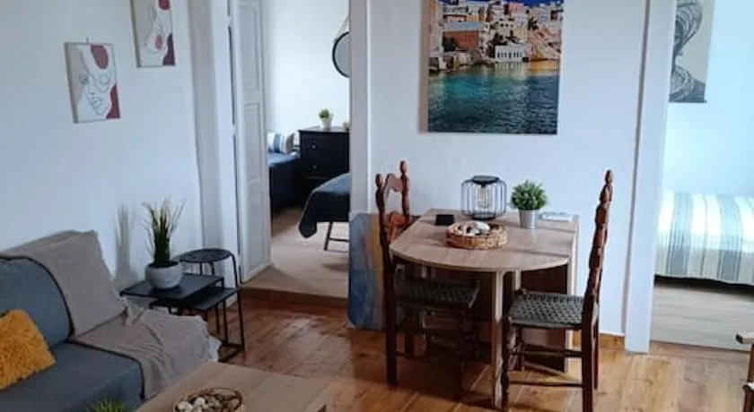 To stegadaki - Traditional Cycladic Mansion - Image 1