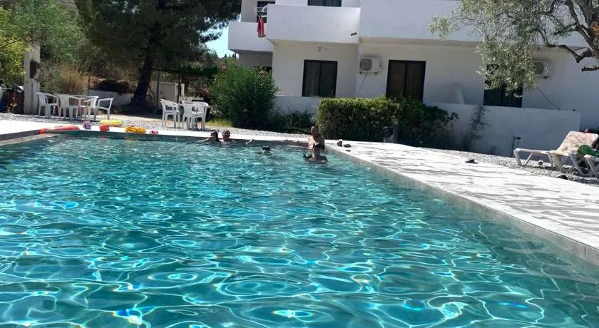 Hotel Narkissos - Image 1